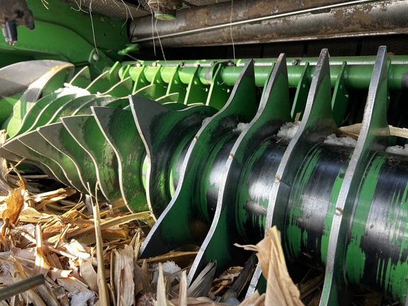 2024 John Deere 561R - Photo22