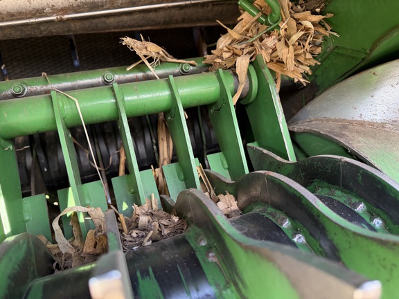 2024 John Deere 561R - Photo15