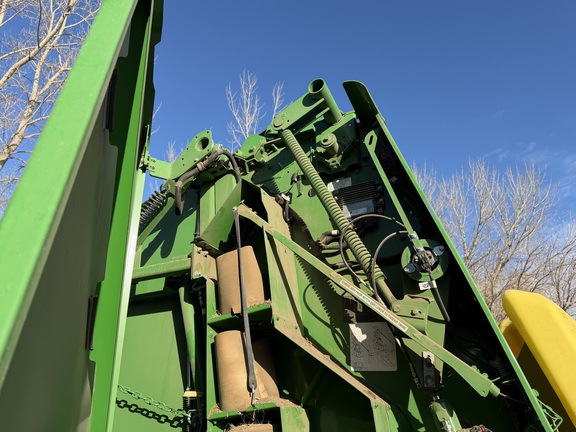 2024 John Deere 561R - Photo23