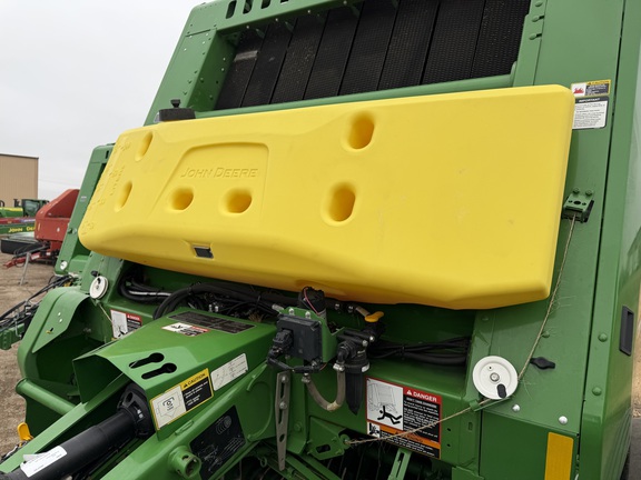 2024 John Deere 561R - Photo16