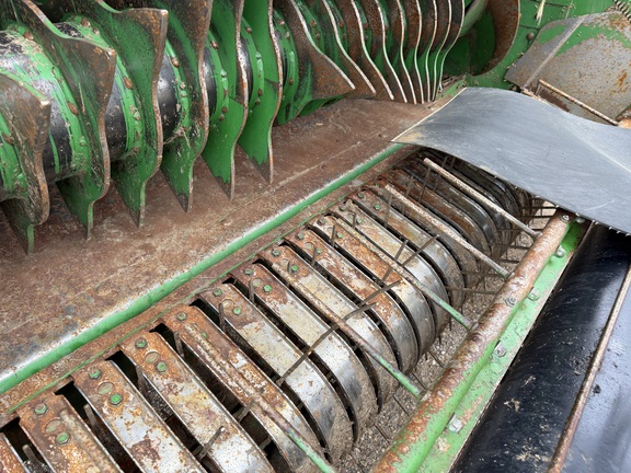 2024 John Deere 561R - Photo26