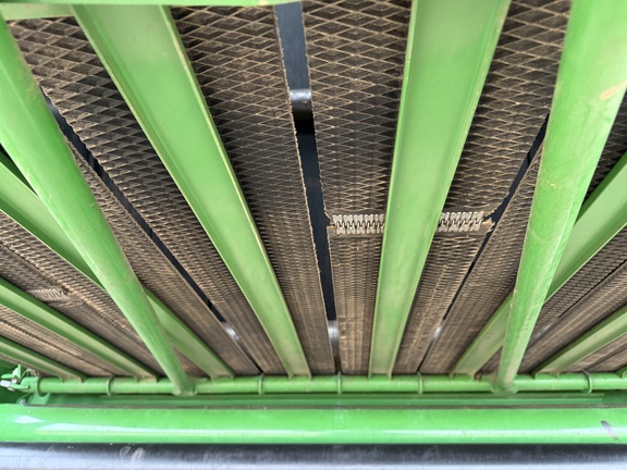 2024 John Deere 561R - Photo32