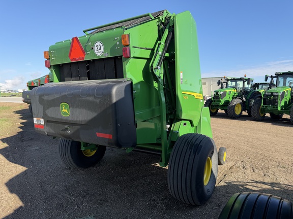 2024 John Deere 561R - Photo3