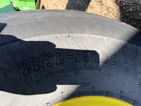 2024 John Deere 561R - Photo12