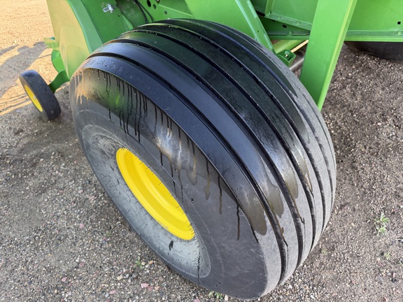 2024 John Deere 561R - Photo14