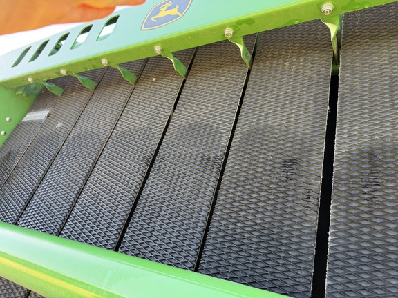 2024 John Deere 561R - Photo15