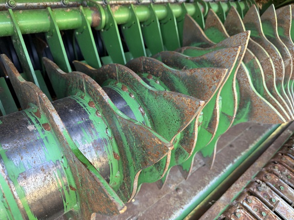 2024 John Deere 561R - Photo19