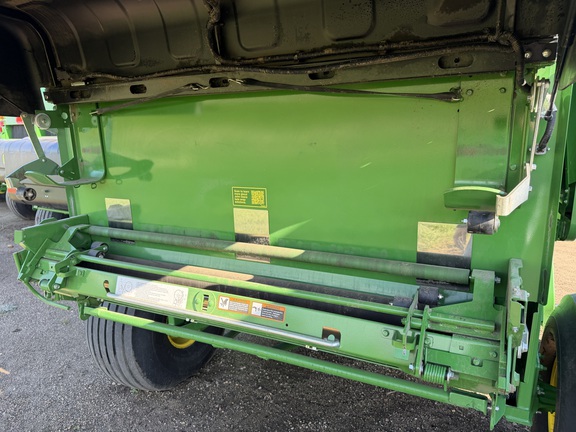 2024 John Deere 561R - Photo31