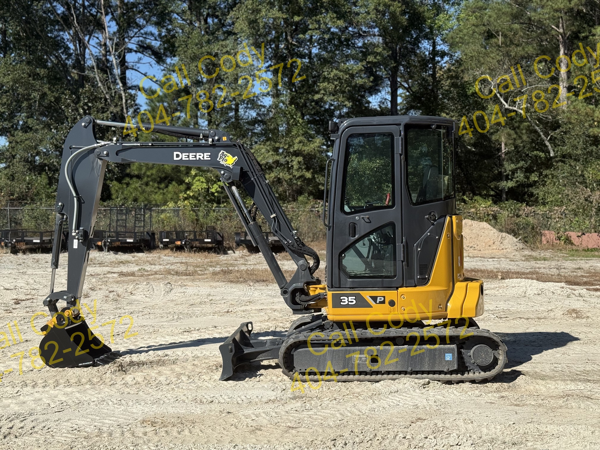 2025 John Deere 35 P Image 8