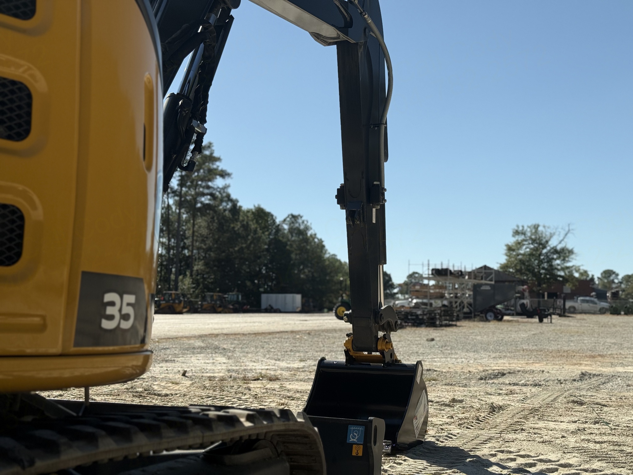 2025 John Deere 35 P Image 4