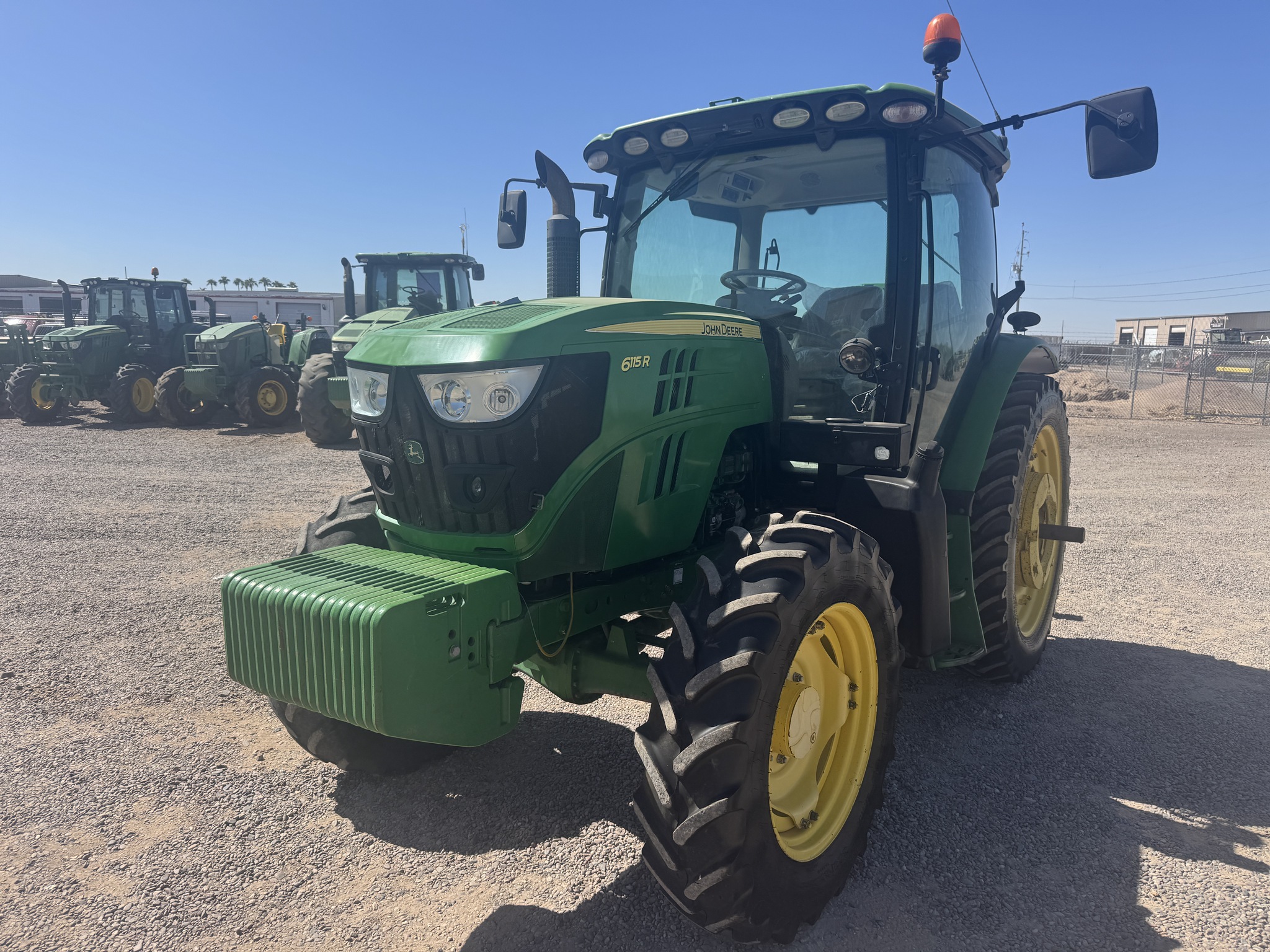 2015 John Deere 6115R Image 5