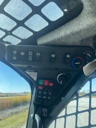 2024 John-Deere 325G