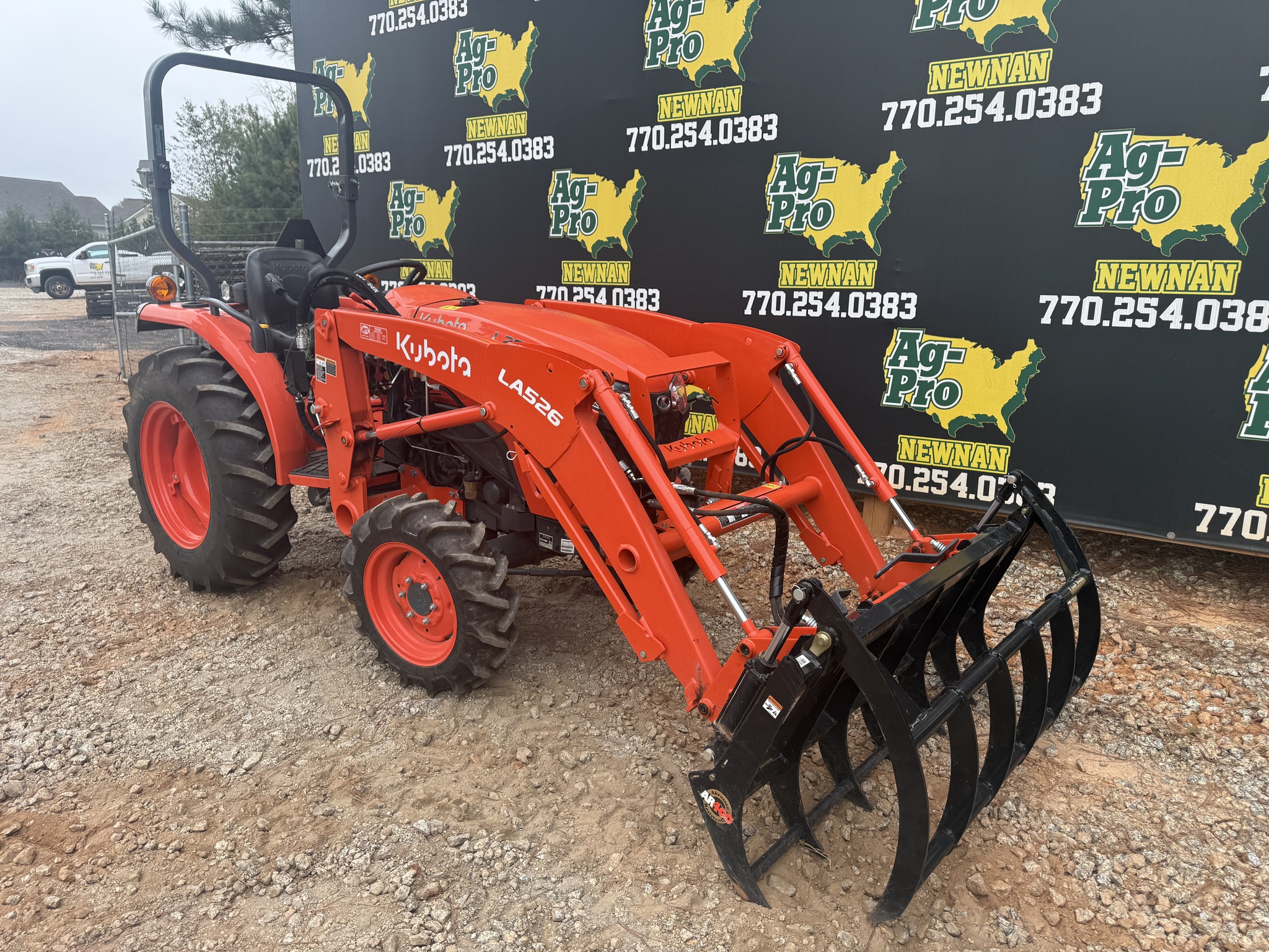 2024 Kubota L2502 Image 2