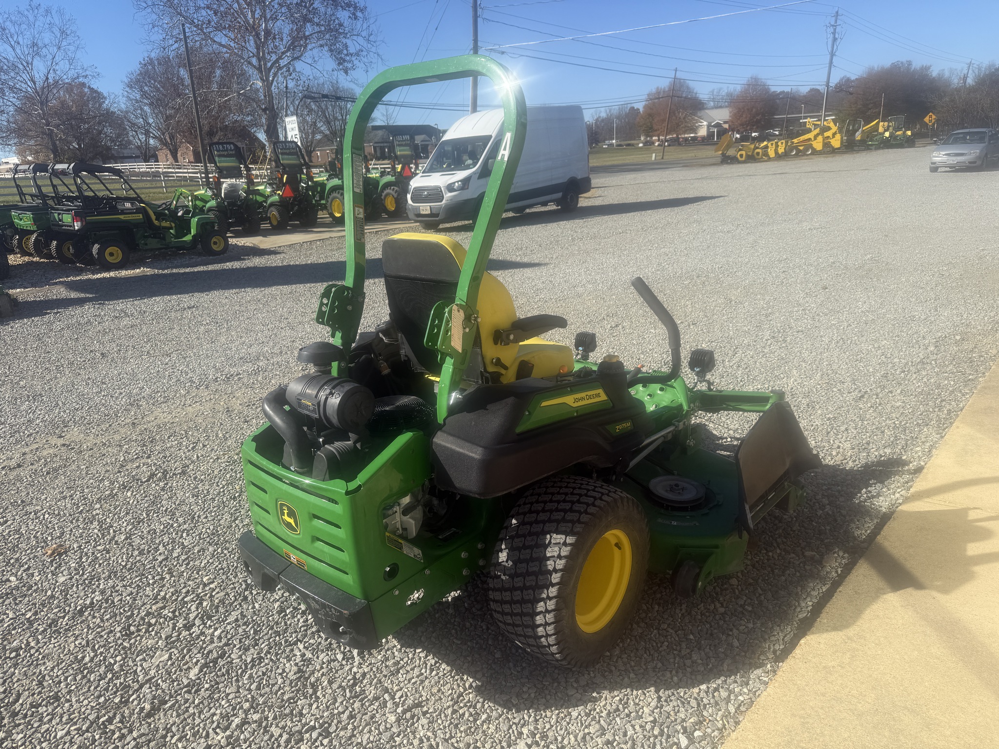 2025 John Deere Z975M Image 4