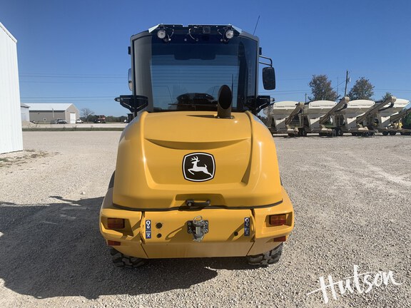 Photo of 2025 John Deere 204 G