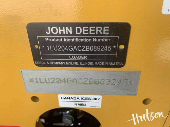 Photo of 2025 John Deere 204 G