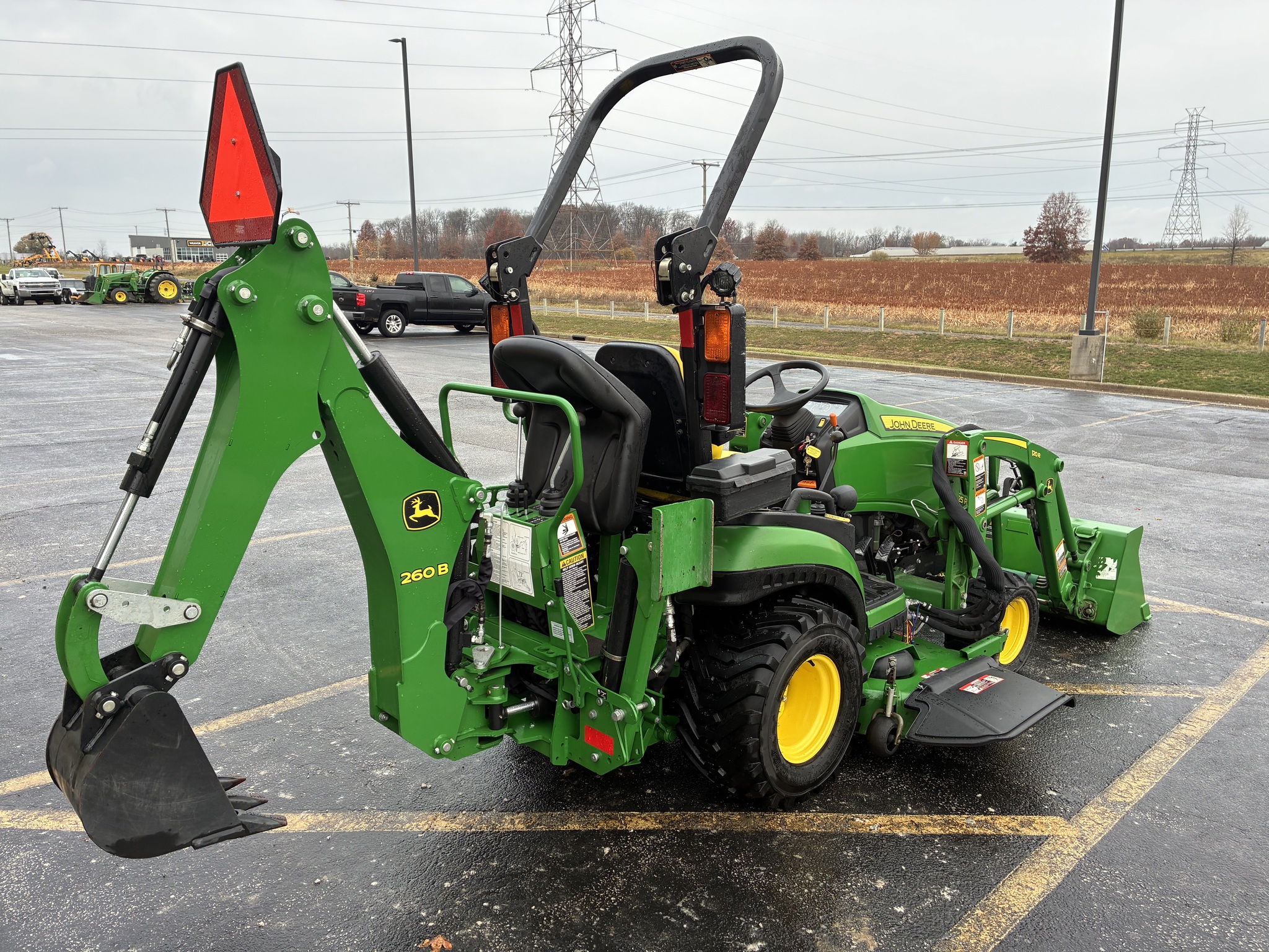2018 John Deere 1025R Image 3