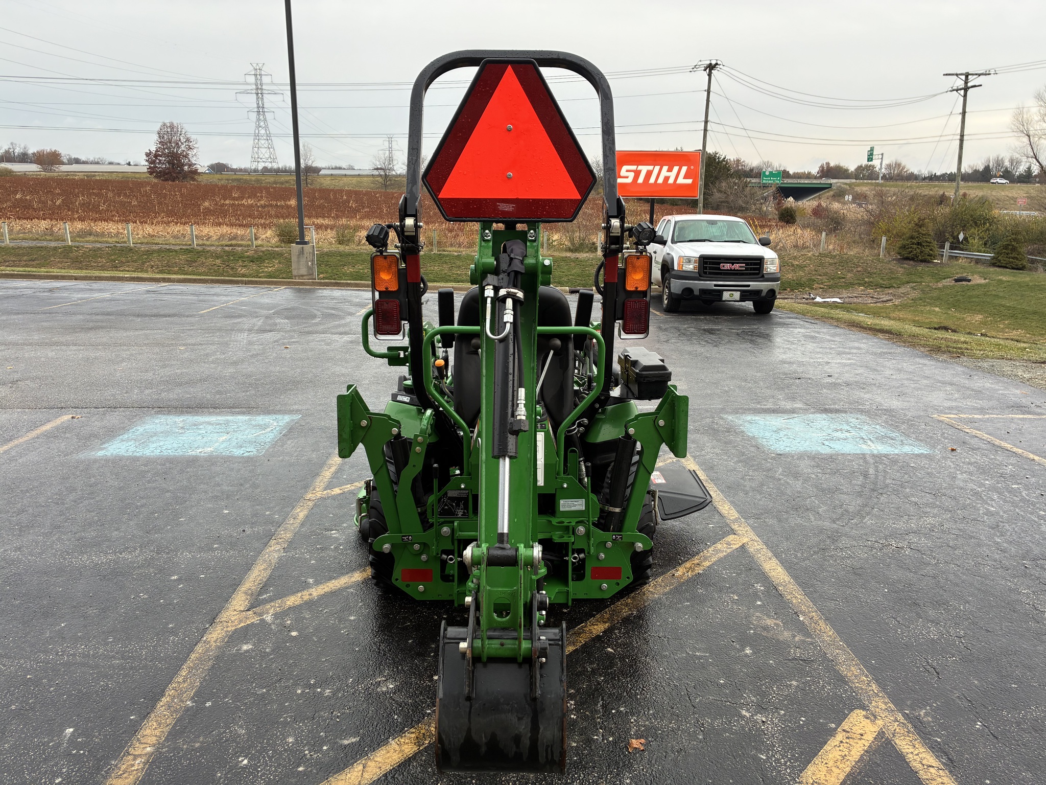 2018 John Deere 1025R Image 4
