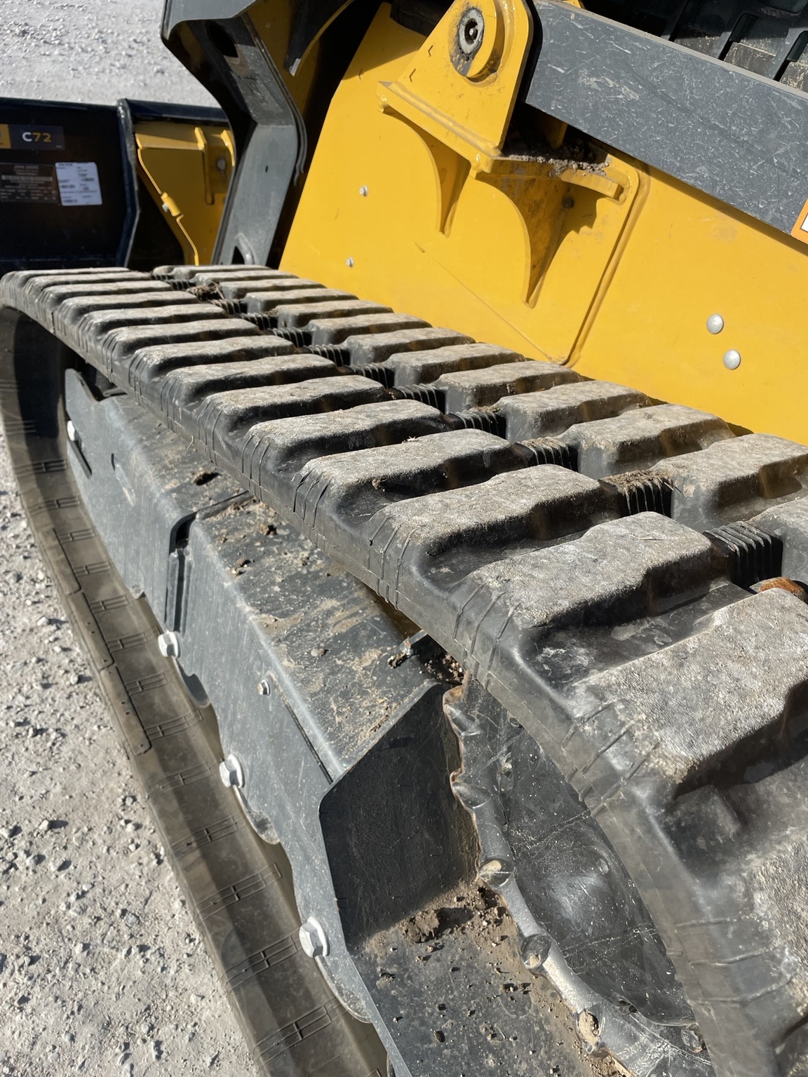 2024 John Deere 317G Image 5