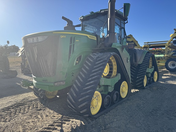 Used 2023 John Deere 9RX 540 Track Tractors at Horizon Ag & Turf in Warburg, AB - Photo2