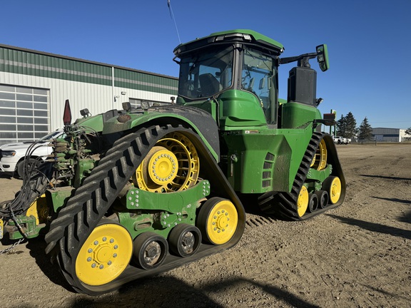 Used 2023 John Deere 9RX 540 Track Tractors at Horizon Ag & Turf in Warburg, AB - Photo3
