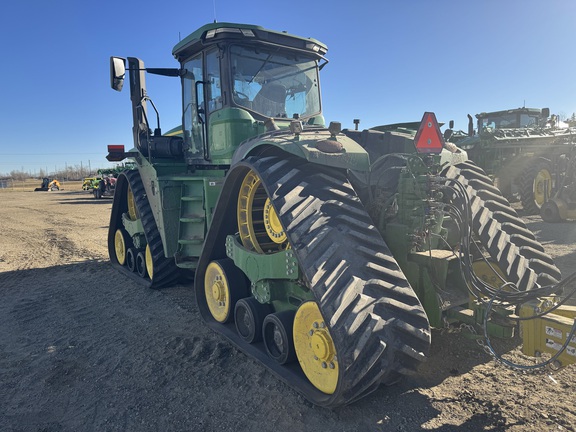 Used 2023 John Deere 9RX 540 Track Tractors at Horizon Ag & Turf in Warburg, AB - Photo4