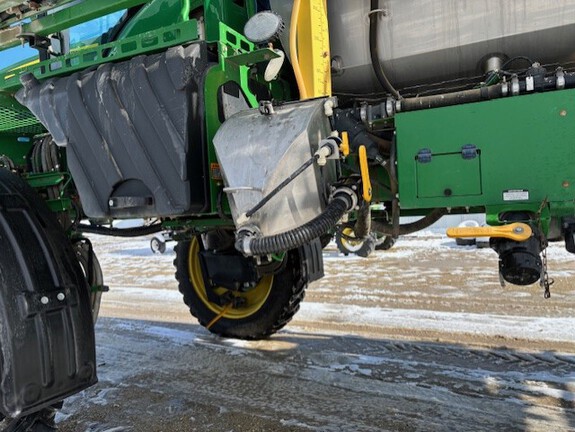 2019 John-Deere R4038