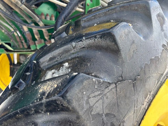 2019 John-Deere R4038