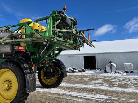 2019 John-Deere R4038