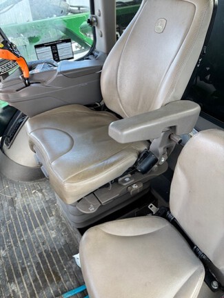 2019 John-Deere R4038