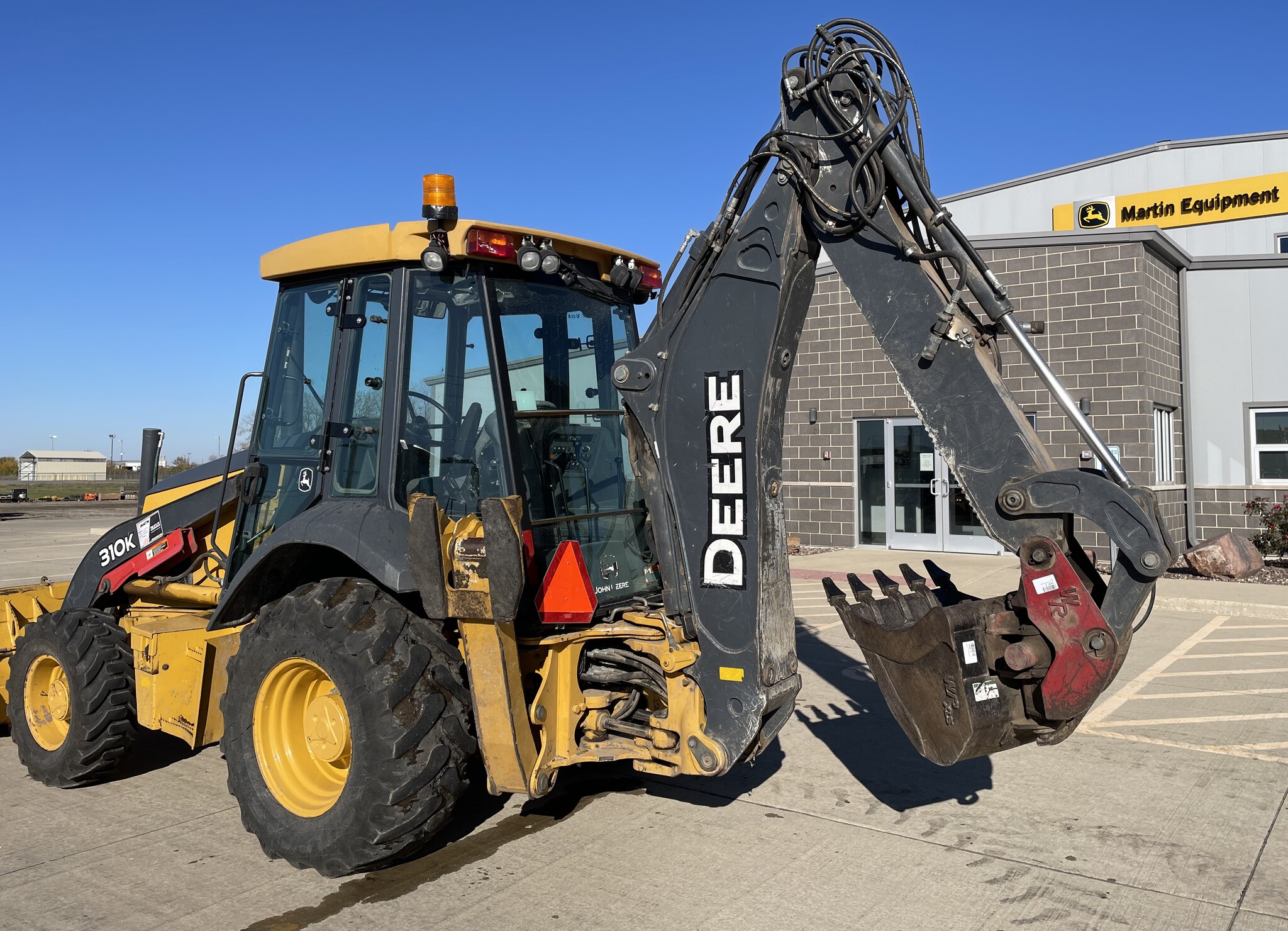 2014 John Deere 310K Image 6