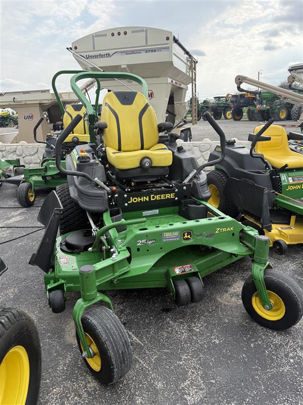 2022 John Deere Z930M Image 2