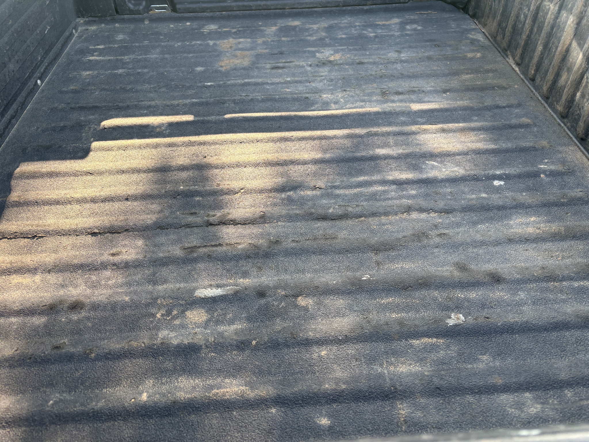 Used 2021 John Deere XUV 835M ATVs & Gators at Koenig Equipment in Amelia, OH - PhotoXL9