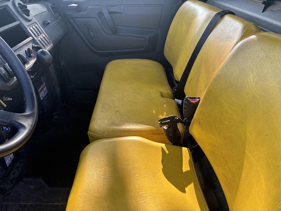 Used 2021 John Deere XUV 835M ATVs & Gators at Koenig Equipment in Amelia, OH - Photo8