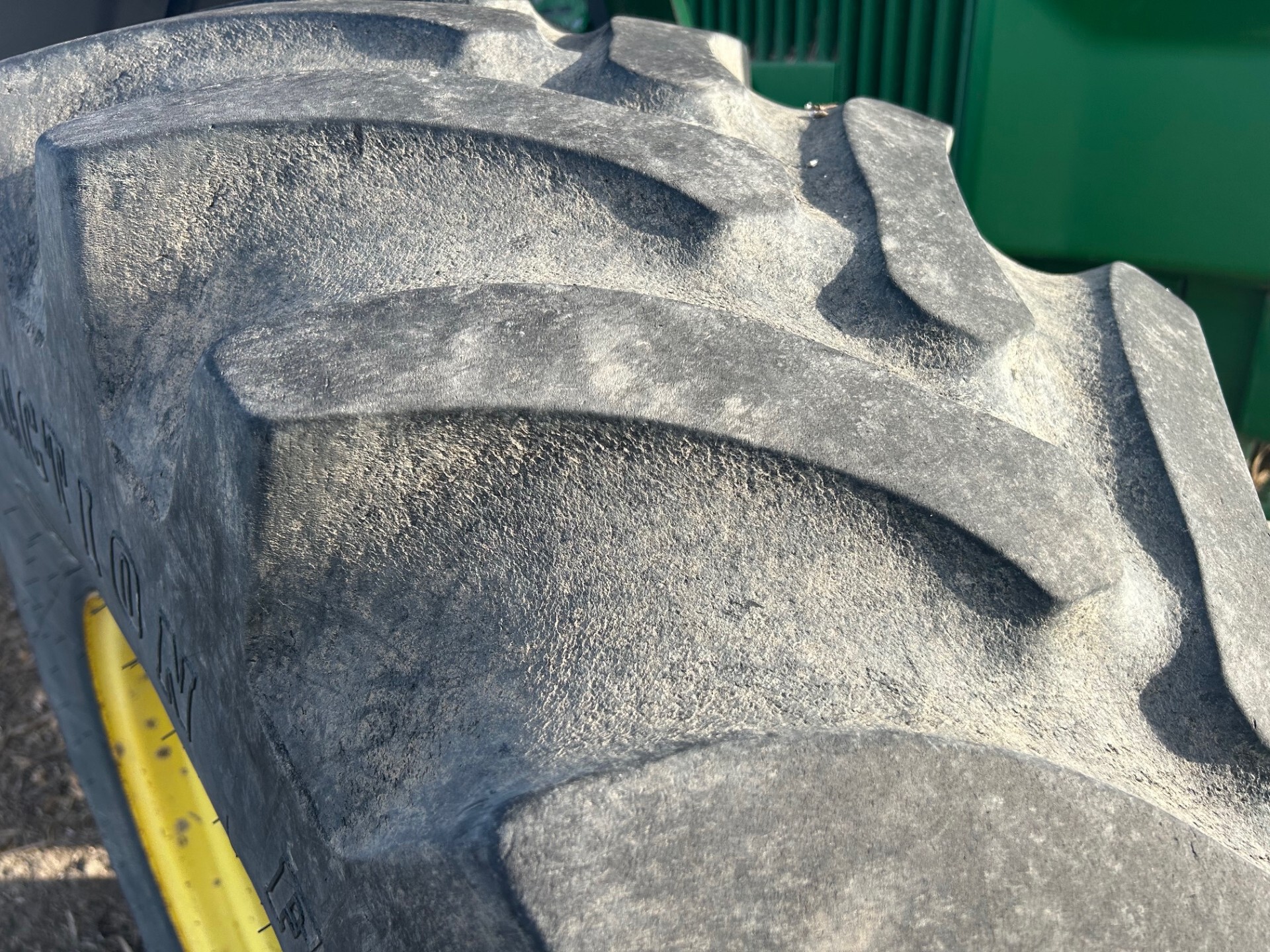 1983 John Deere 4650 Image 2