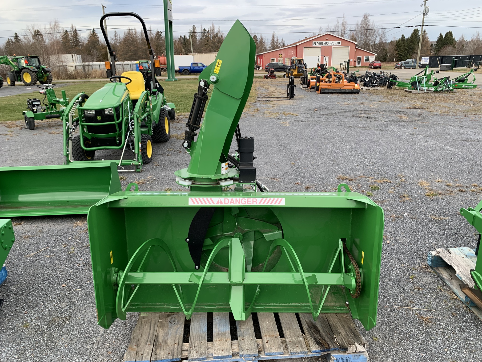 2023 Normand E54-220PUS Image 1