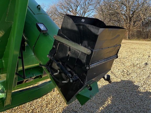 2013 Parker 1348 - Photo19