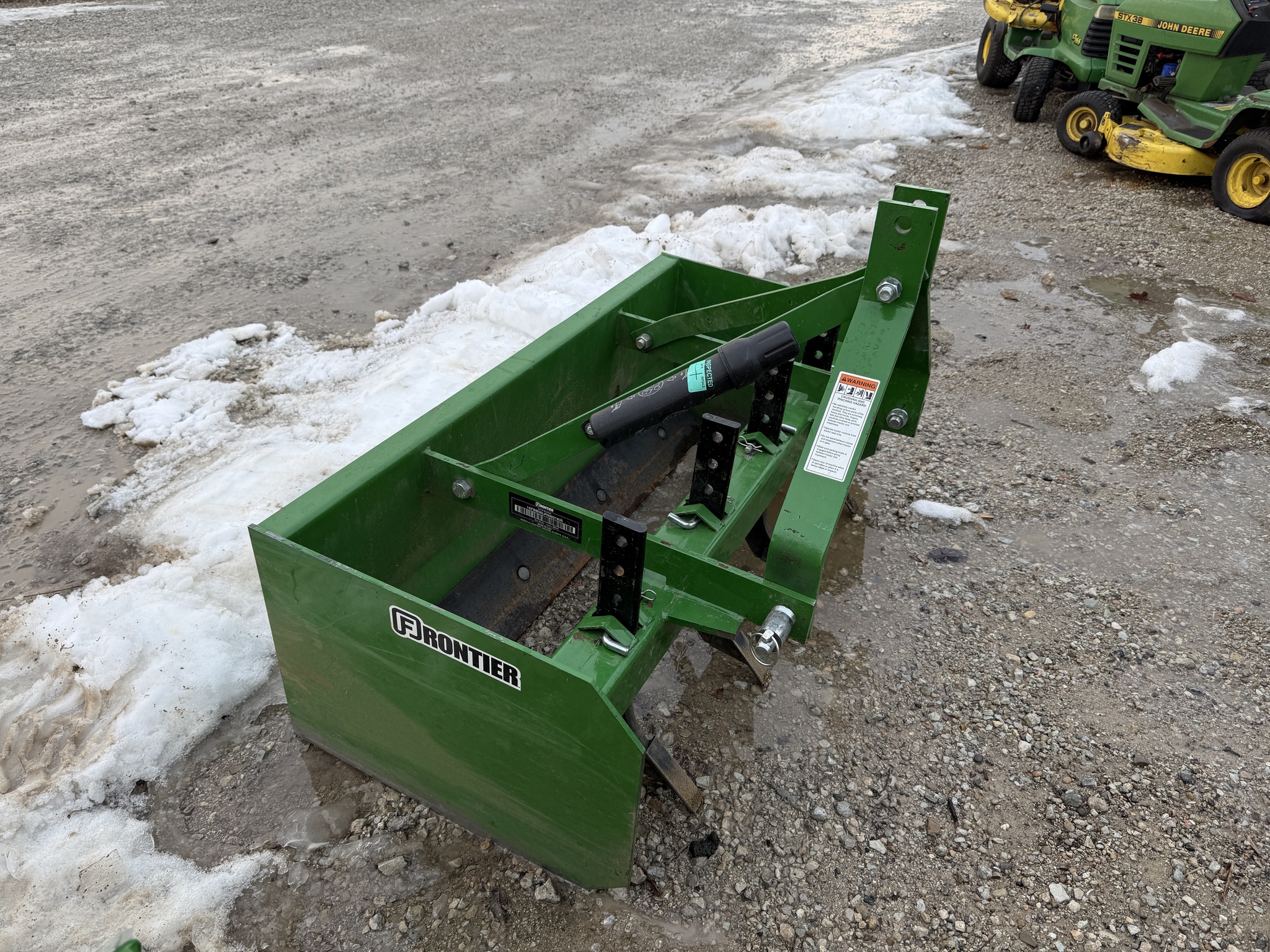 2023 Frontier BB5048L Image 1