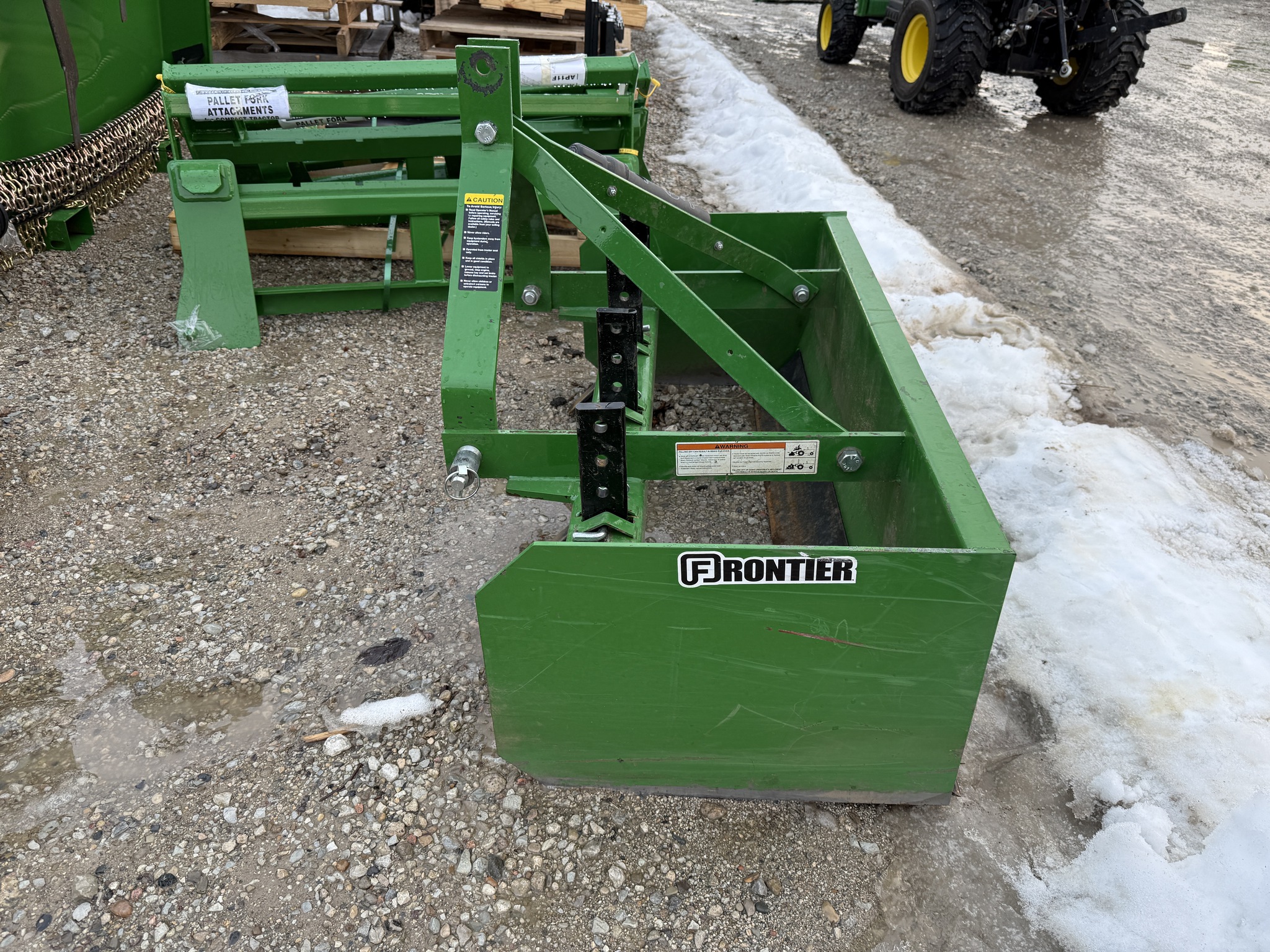 2023 Frontier BB5048L Image 6