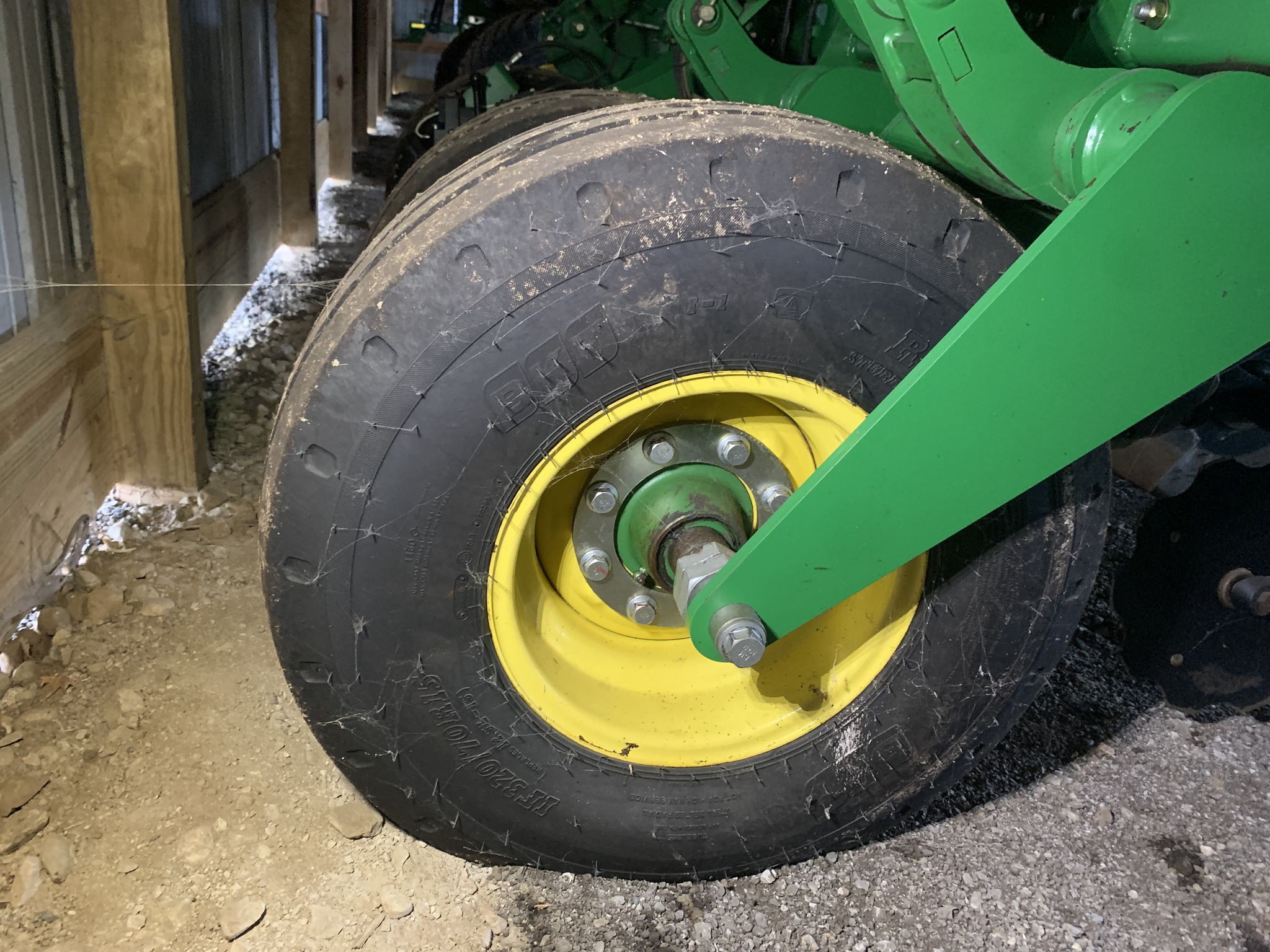 2012 John Deere 2510H Image 8