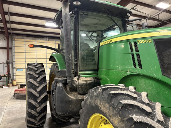 Photo of 2013 John Deere 7200R