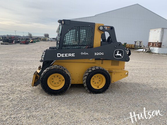 Photo of 2023 John Deere 320G