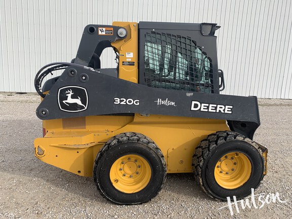 Photo of 2023 John Deere 320G