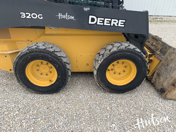 Photo of 2023 John Deere 320G