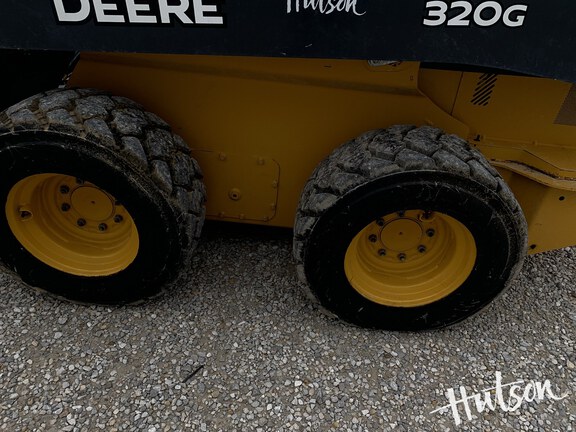 Photo of 2023 John Deere 320G
