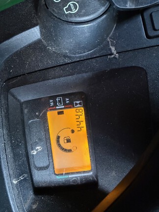 2018 John Deere X590 - Photo5