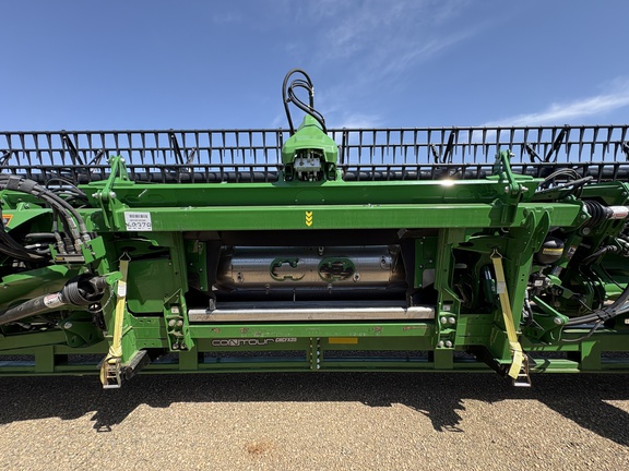 Used 2025 John Deere HDR 35 Combine Platforms at Horizon Ag & Turf in Lloydminster, AB - Photo11