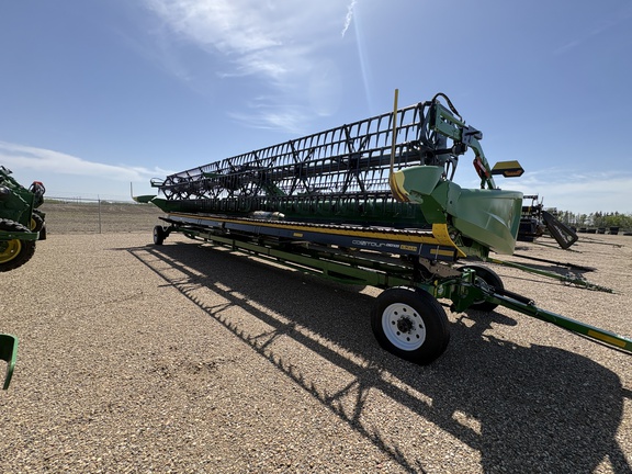 Used 2025 John Deere HDR 35 Combine Platforms at Horizon Ag & Turf in Lloydminster, AB - Photo6