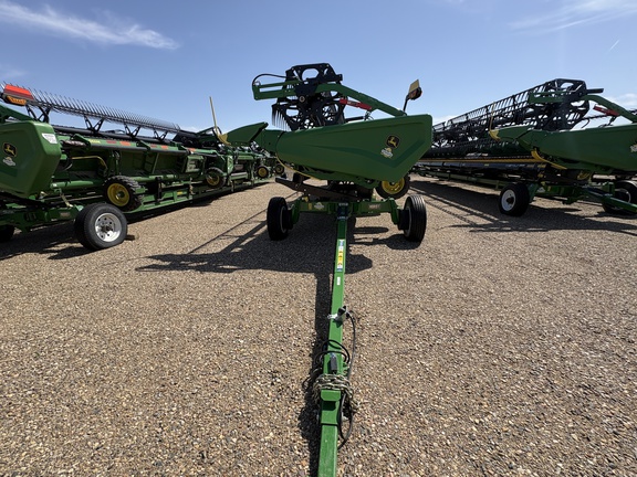 Used 2025 John Deere HDR 35 Combine Platforms at Horizon Ag & Turf in Lloydminster, AB - Photo9