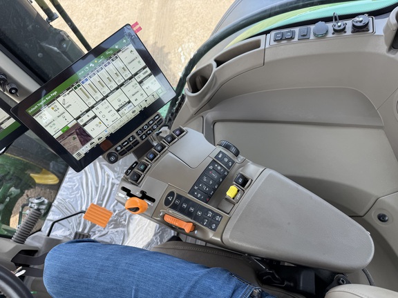 2025 John Deere 8R 370 - Photo34